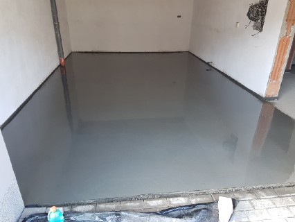 Jihlava 30 m2 - Leštěný beton